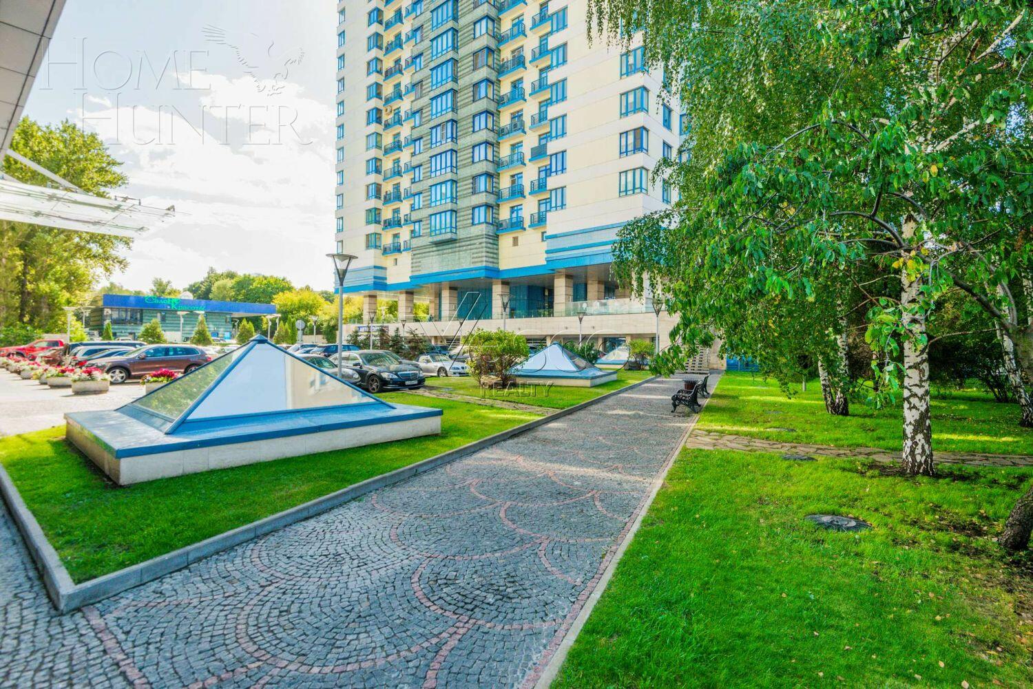 4-КОМН. КВАРТИРА С ОТДЕЛКОЙ 175.6 М² НА 4 ЭТАЖЕ