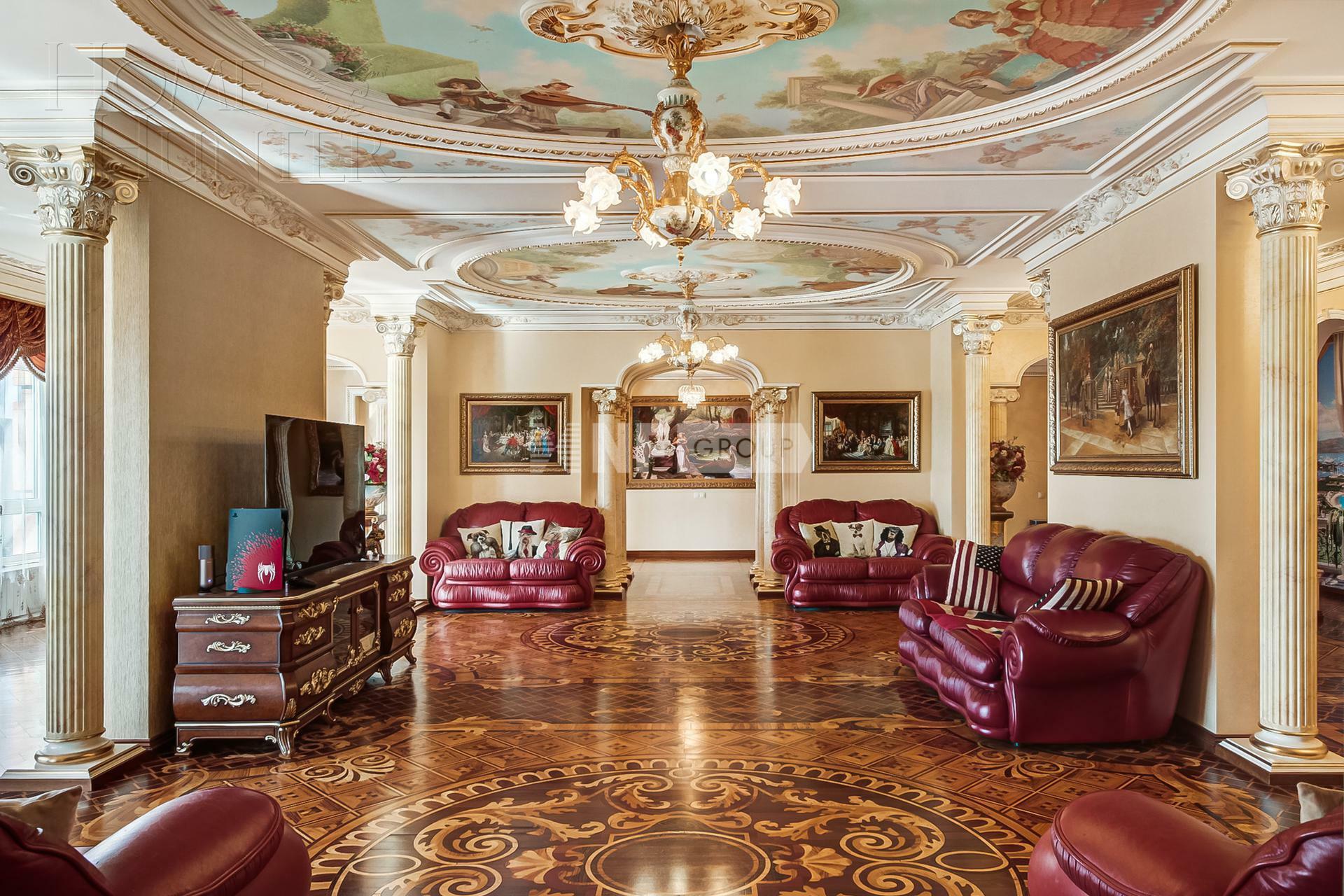 10-КОМН. КВАРТИРА С ОТДЕЛКОЙ 560 М² НА 4 ЭТАЖЕ