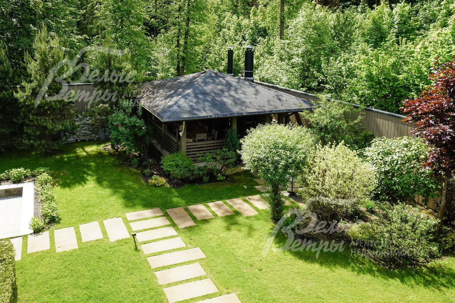 2-этажный коттедж 1 150 м² с отделкой