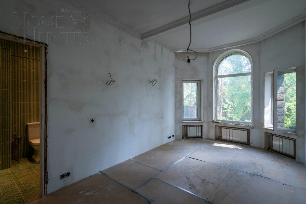 2-этажный коттедж 900 м² без отделки