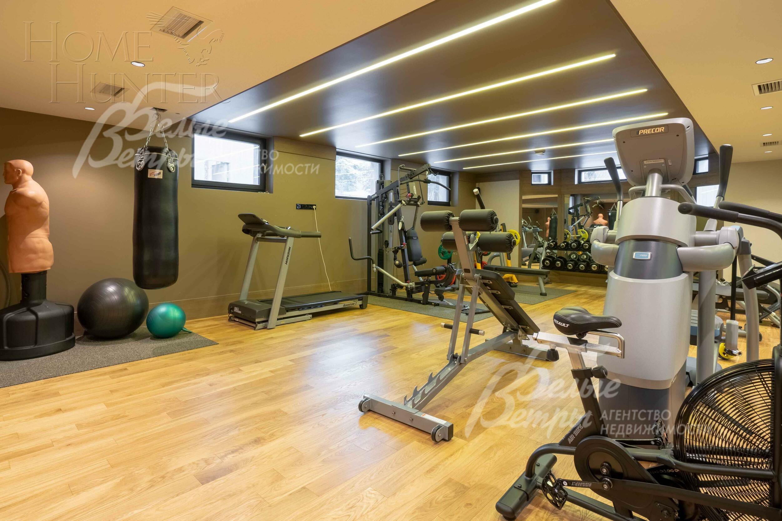 2-этажный коттедж 1 150 м² с отделкой