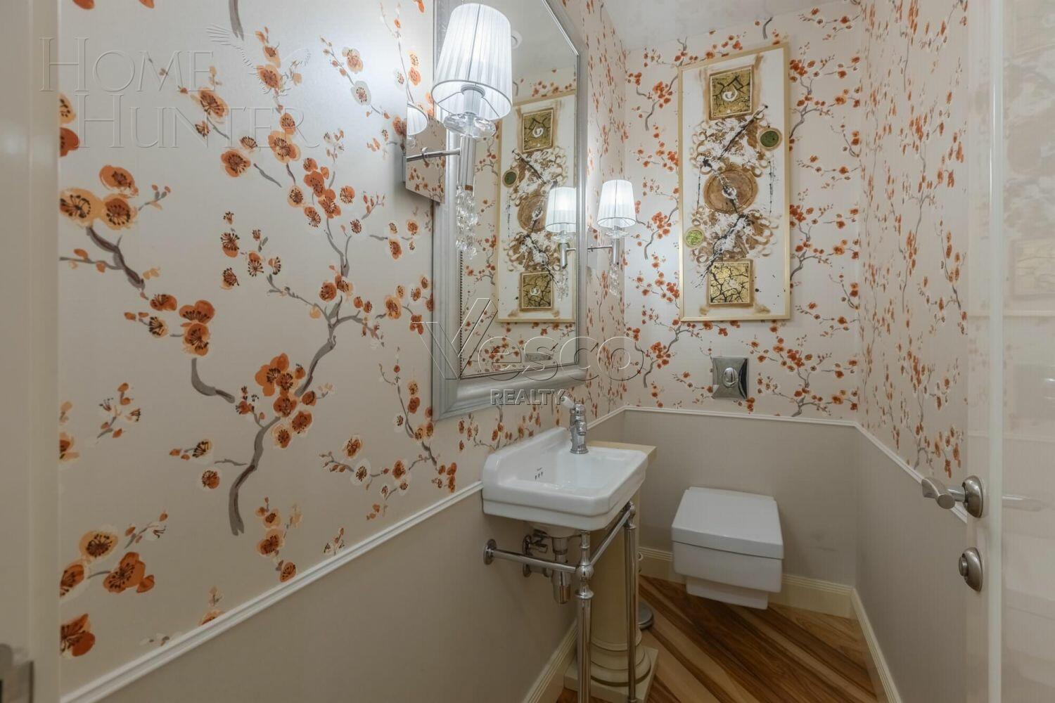 4-КОМН. КВАРТИРА С ОТДЕЛКОЙ 175.6 М² НА 4 ЭТАЖЕ