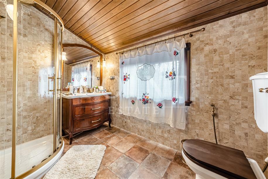 2-этажный коттедж 660 м² с отделкой