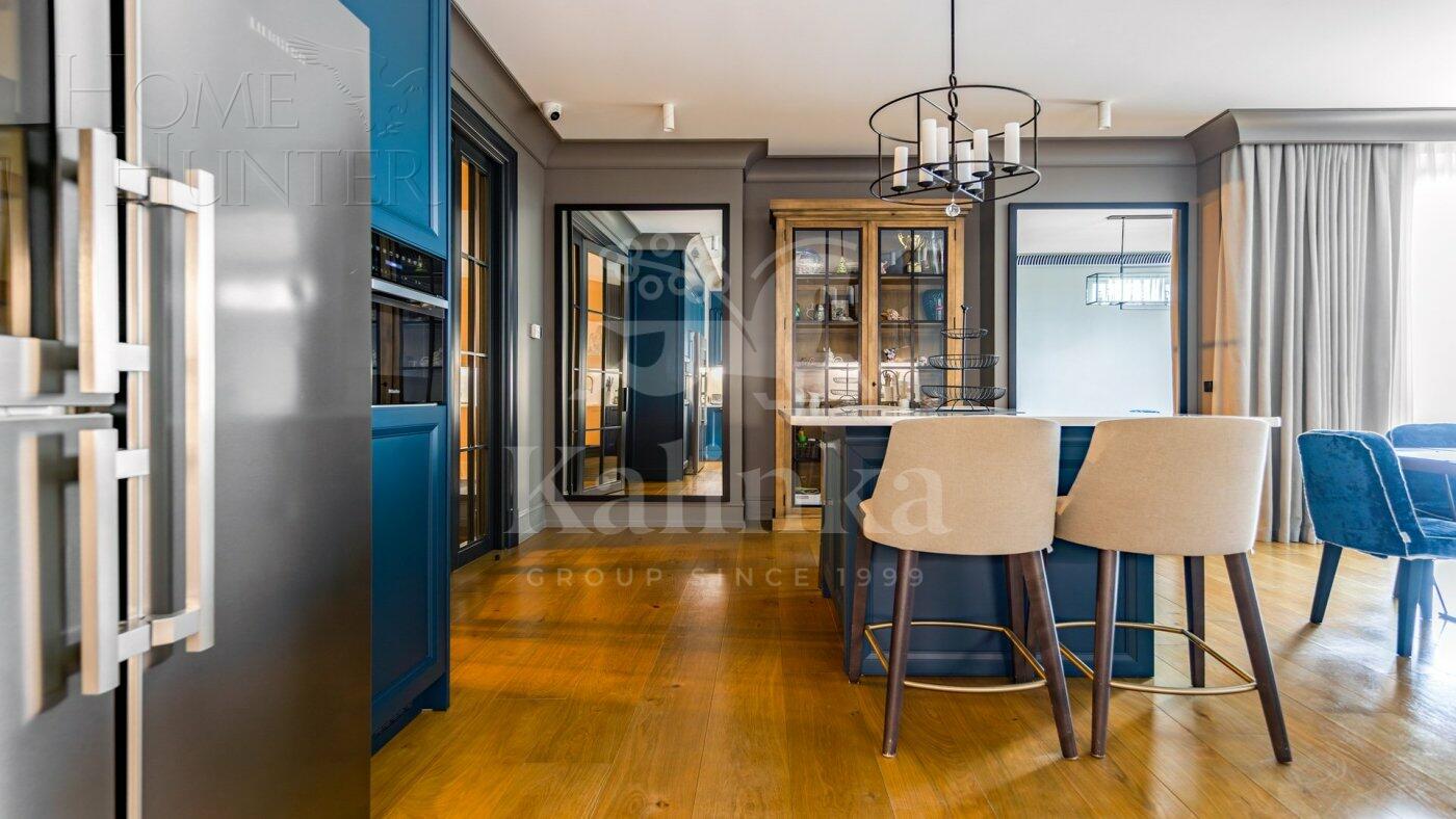 5-КОМН. КВАРТИРА С ОТДЕЛКОЙ 249 М² НА 4 ЭТАЖЕ