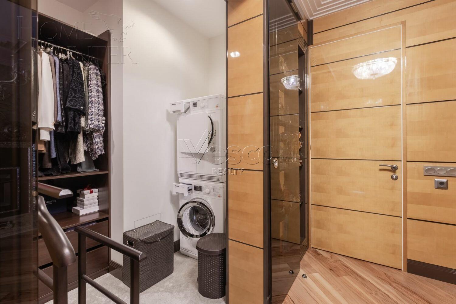 4-КОМН. КВАРТИРА С ОТДЕЛКОЙ 175.6 М² НА 4 ЭТАЖЕ