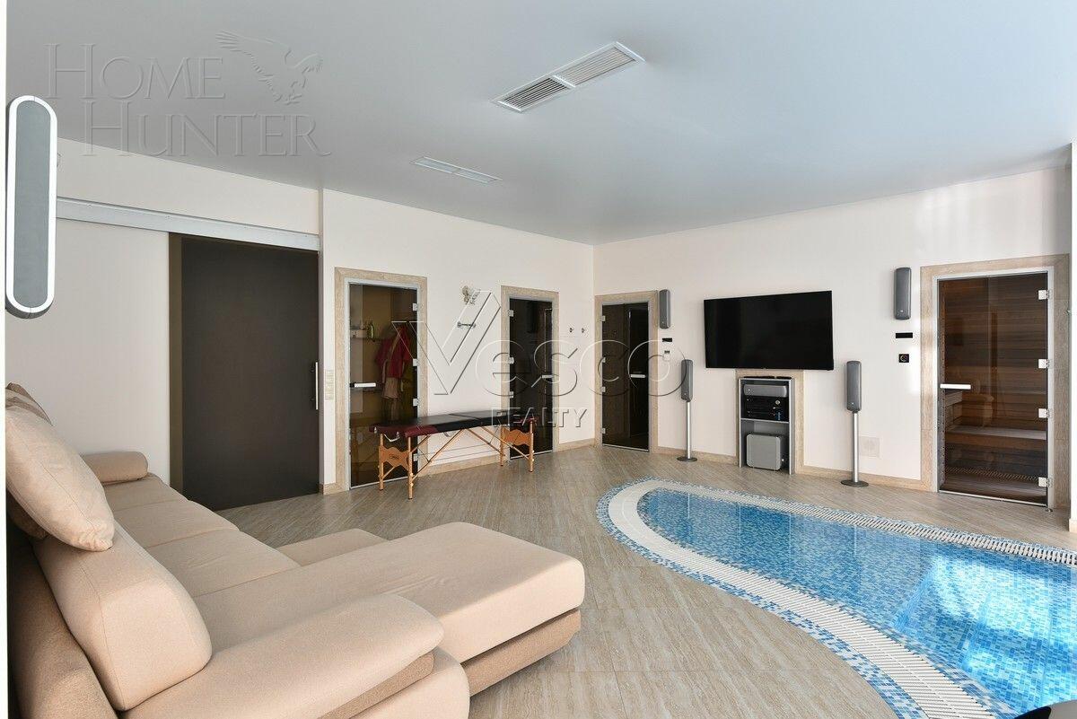 3-этажный коттедж 1 500 м² с отделкой