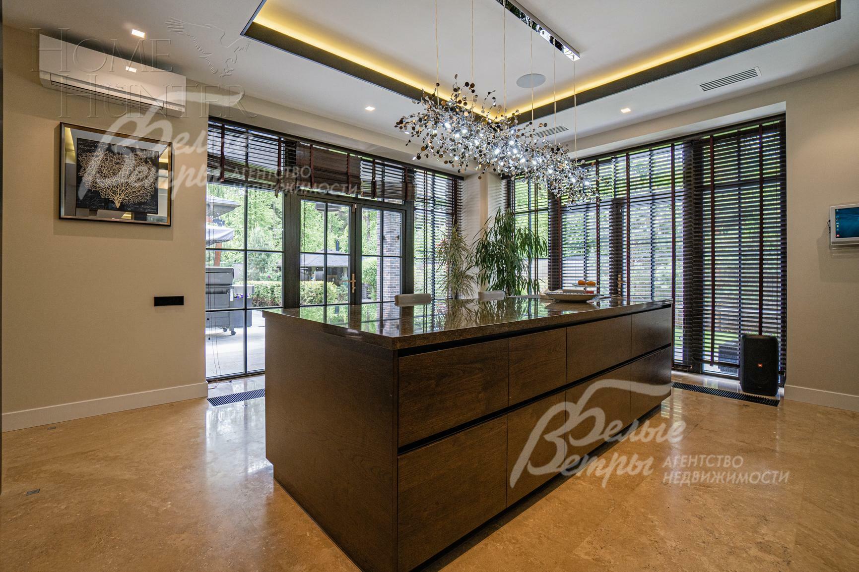 2-этажный коттедж 1 150 м² с отделкой