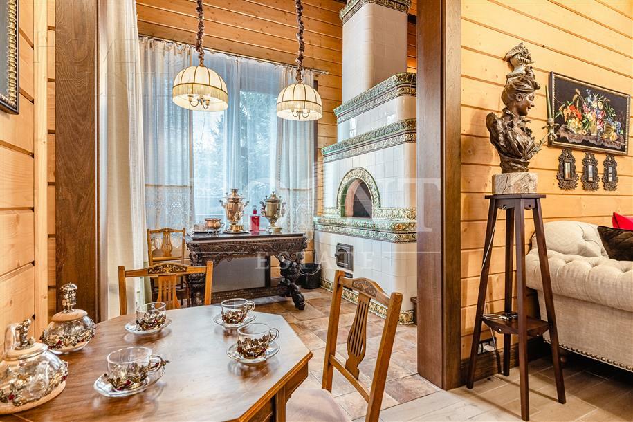 2-этажный коттедж 660 м² с отделкой