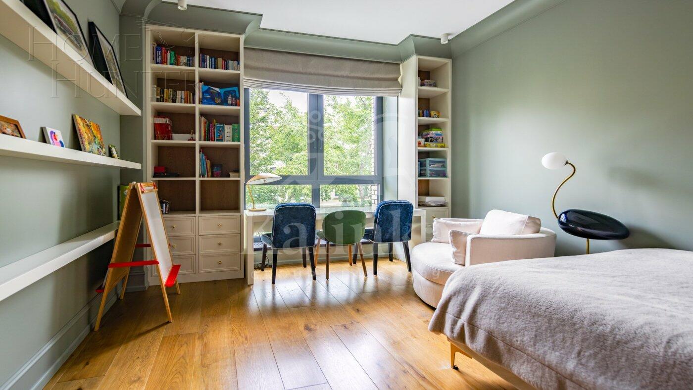 5-КОМН. КВАРТИРА С ОТДЕЛКОЙ 249 М² НА 4 ЭТАЖЕ