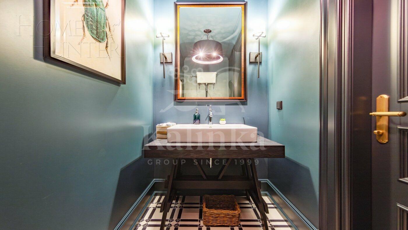 5-КОМН. КВАРТИРА С ОТДЕЛКОЙ 249 М² НА 4 ЭТАЖЕ