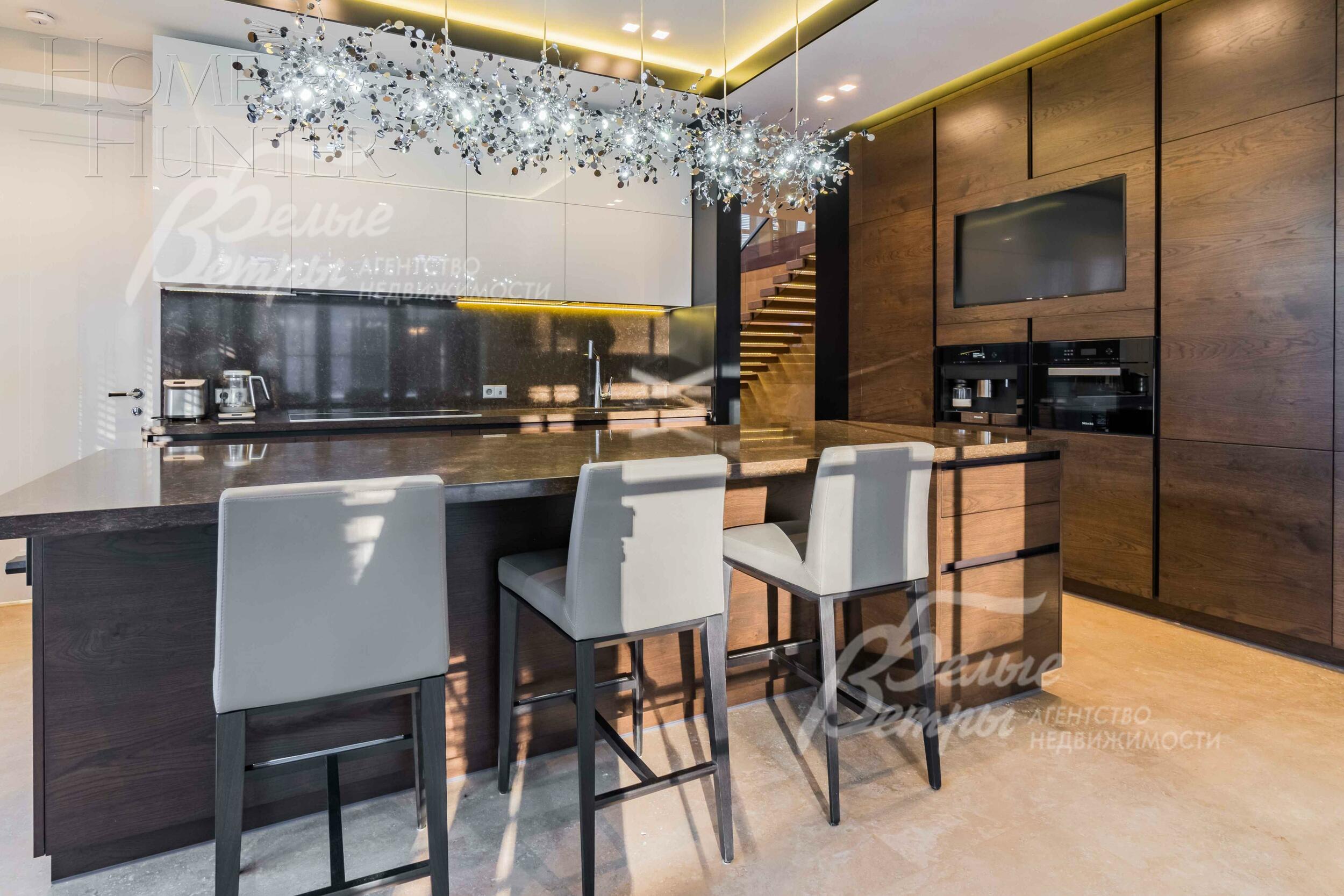 2-этажный коттедж 1 150 м² с отделкой