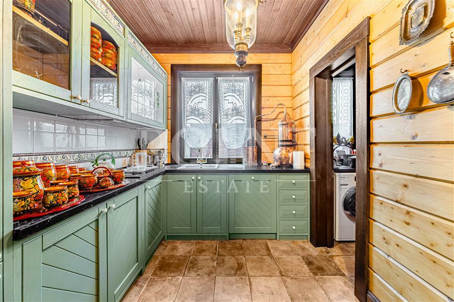 2-этажный коттедж 660 м² с отделкой