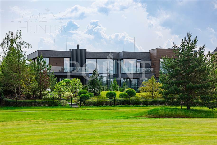 2-этажный коттедж 950 м² с отделкой