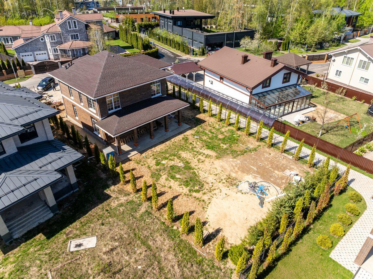 2-этажный коттедж 274 м² без отделки