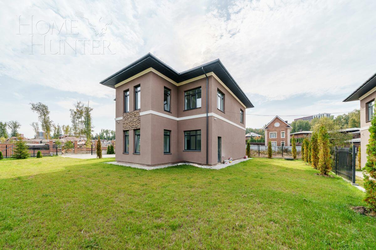 2-этажный коттедж 273 м² без отделки