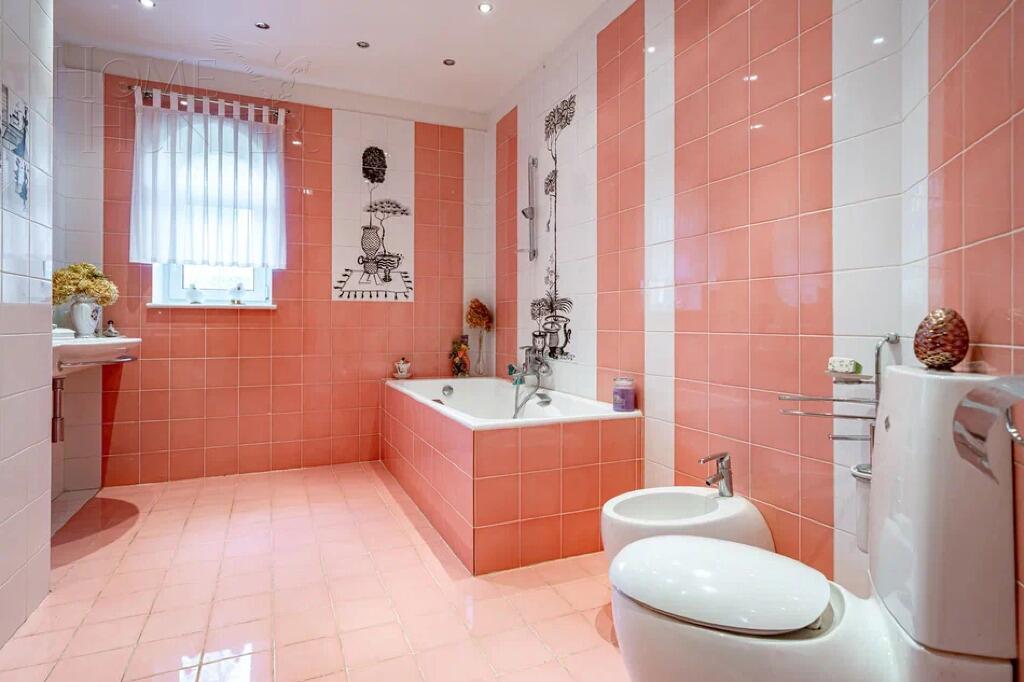2-этажный коттедж 735.4 м² с отделкой