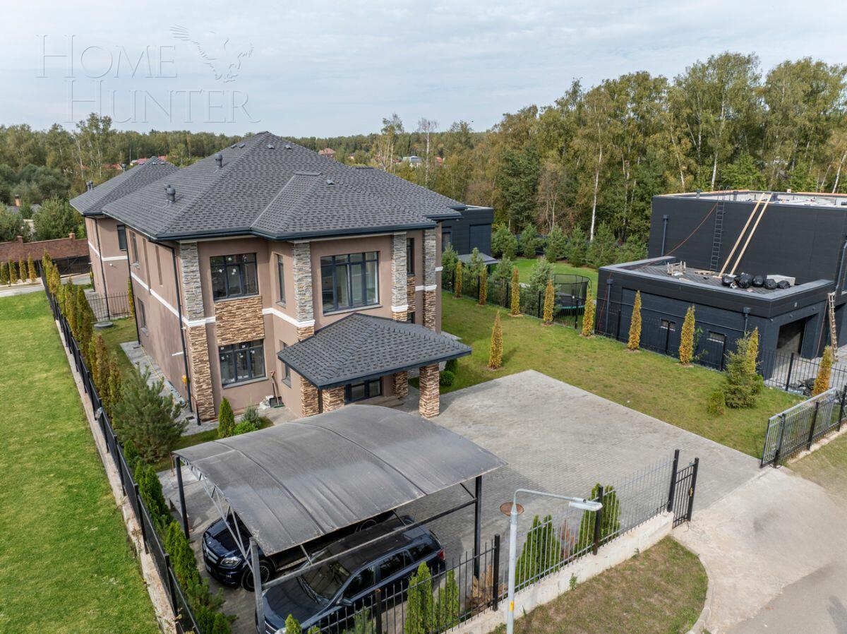 2-этажный коттедж 273 м² без отделки