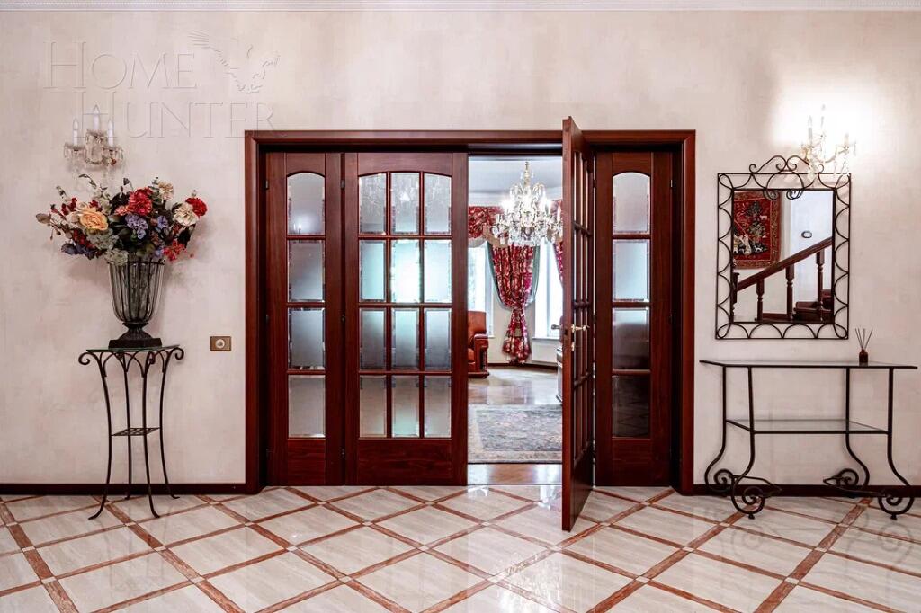 2-этажный коттедж 735.4 м² с отделкой