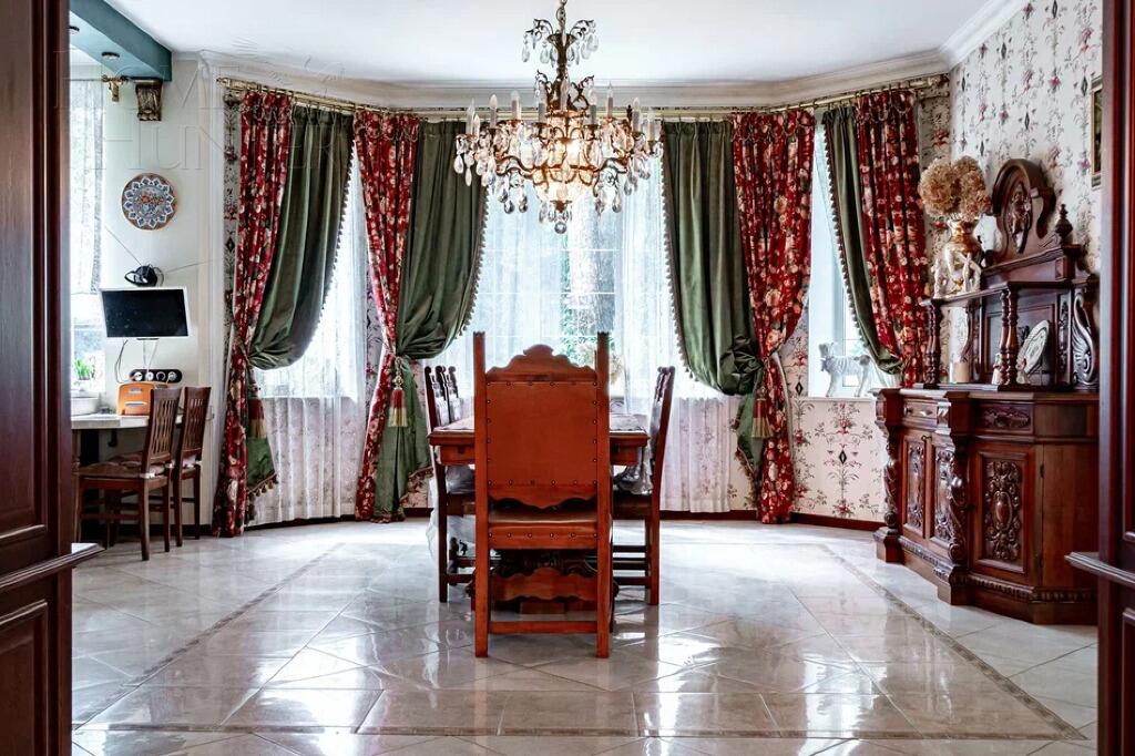 2-этажный коттедж 735.4 м² с отделкой