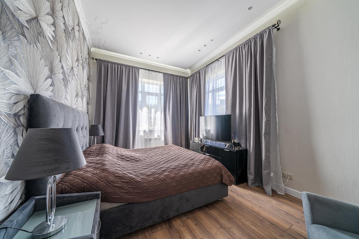 2-этажный коттедж 273 м² без отделки