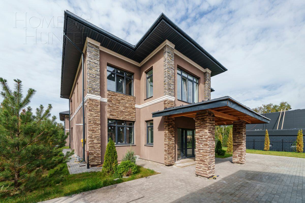 2-этажный коттедж 273 м² без отделки