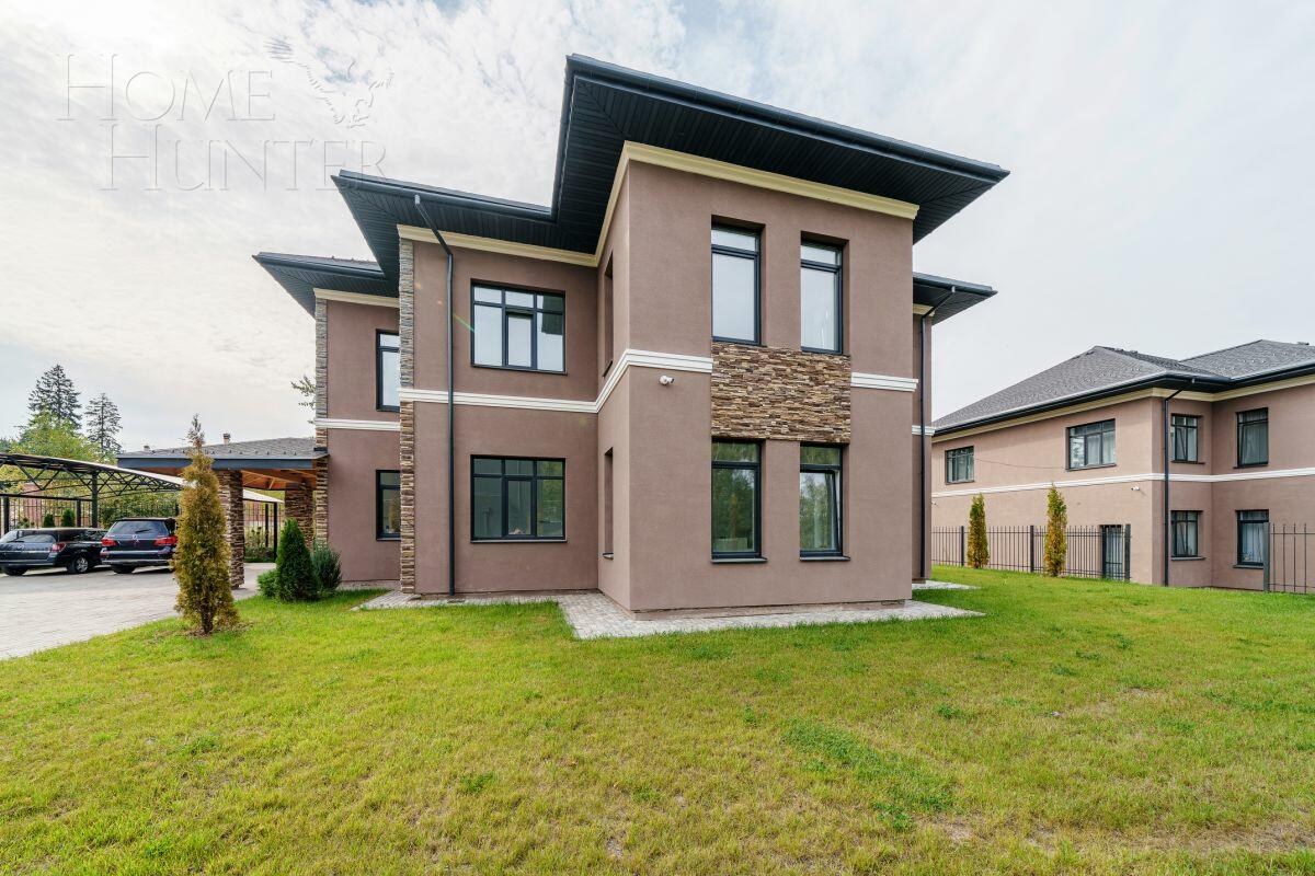 2-этажный коттедж 273 м² без отделки