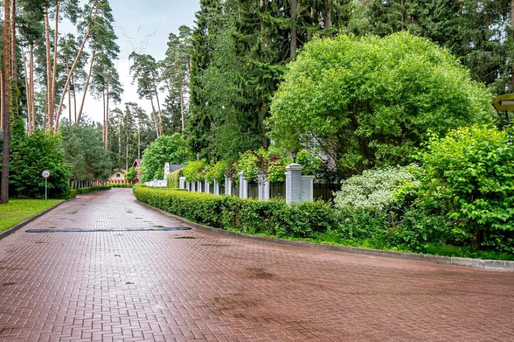 2-этажный коттедж 735.4 м² с отделкой
