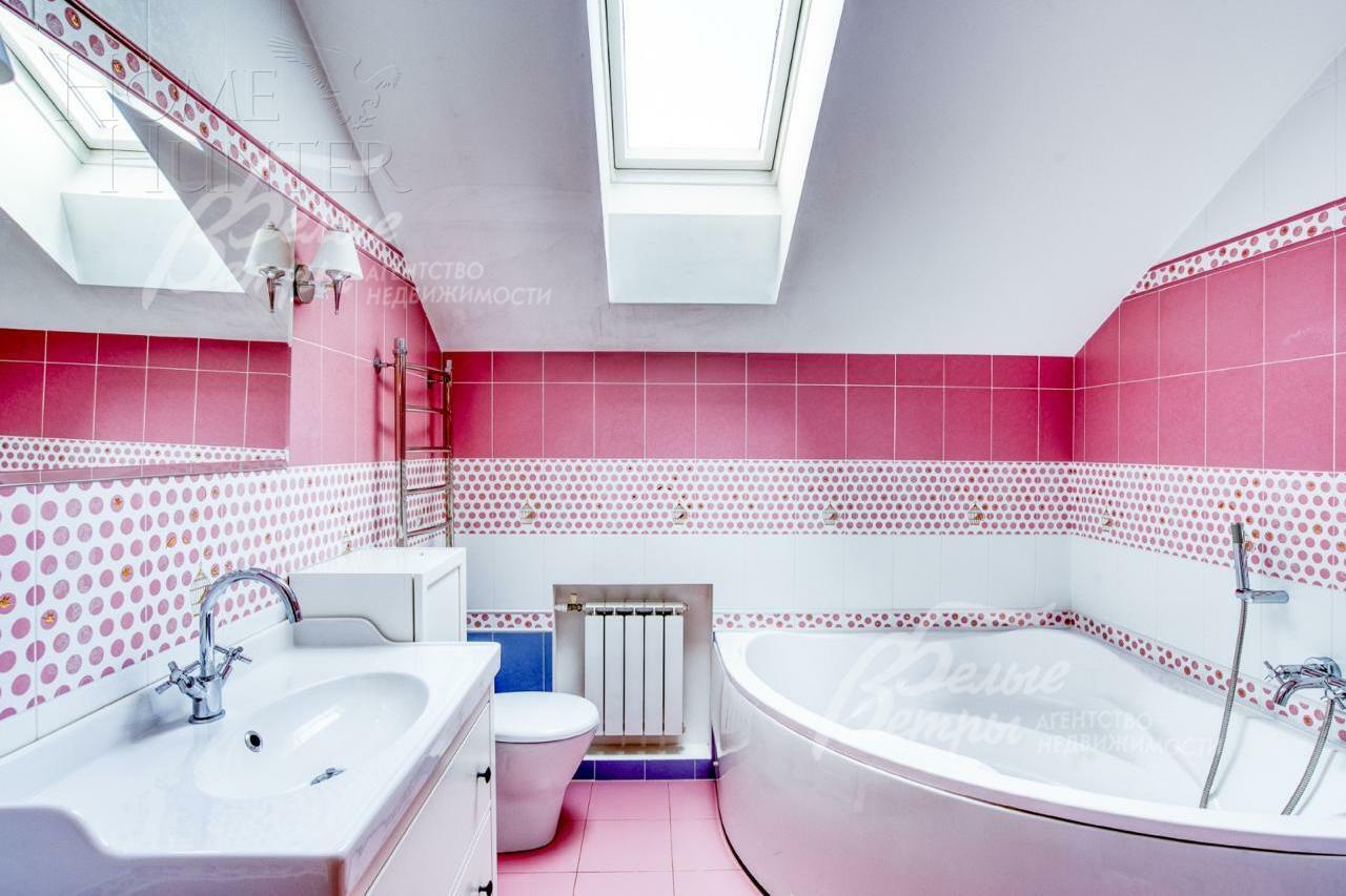 2-этажный таунхаус 235 м² с отделкой