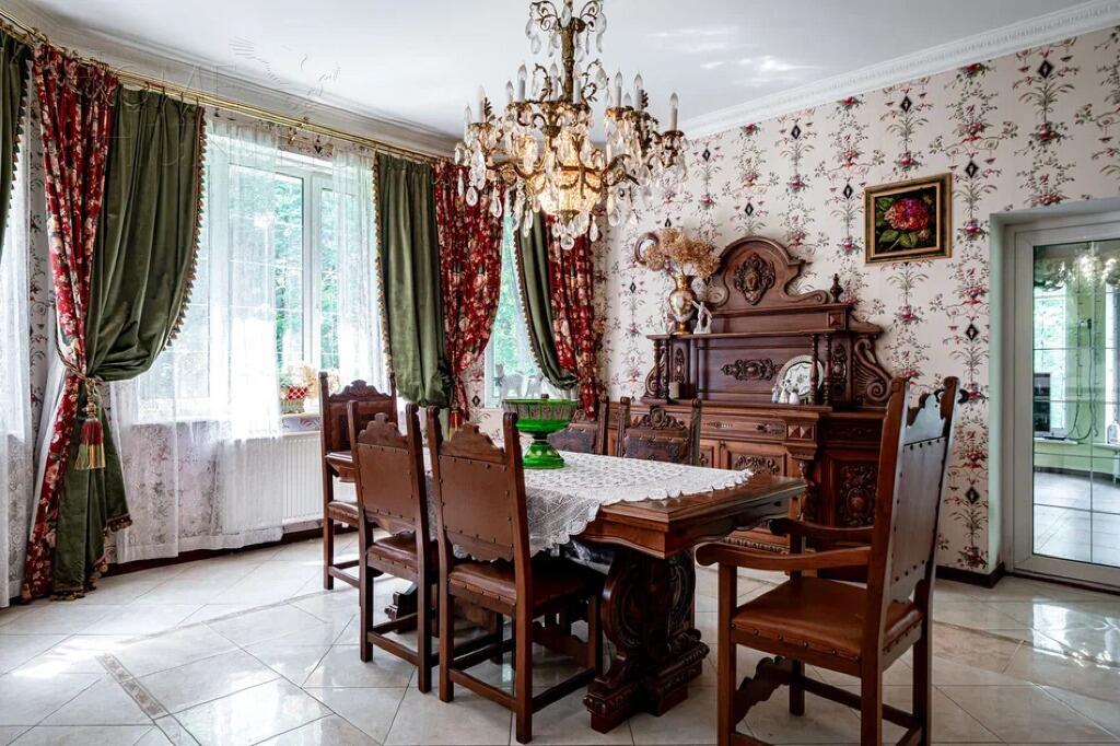 2-этажный коттедж 735.4 м² с отделкой