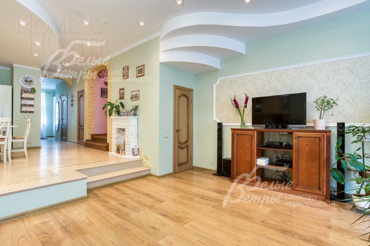 2-этажный таунхаус 235 м² с отделкой