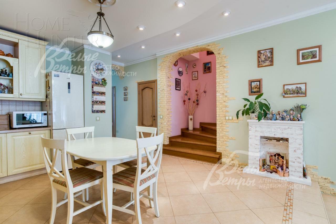 2-этажный таунхаус 235 м² с отделкой