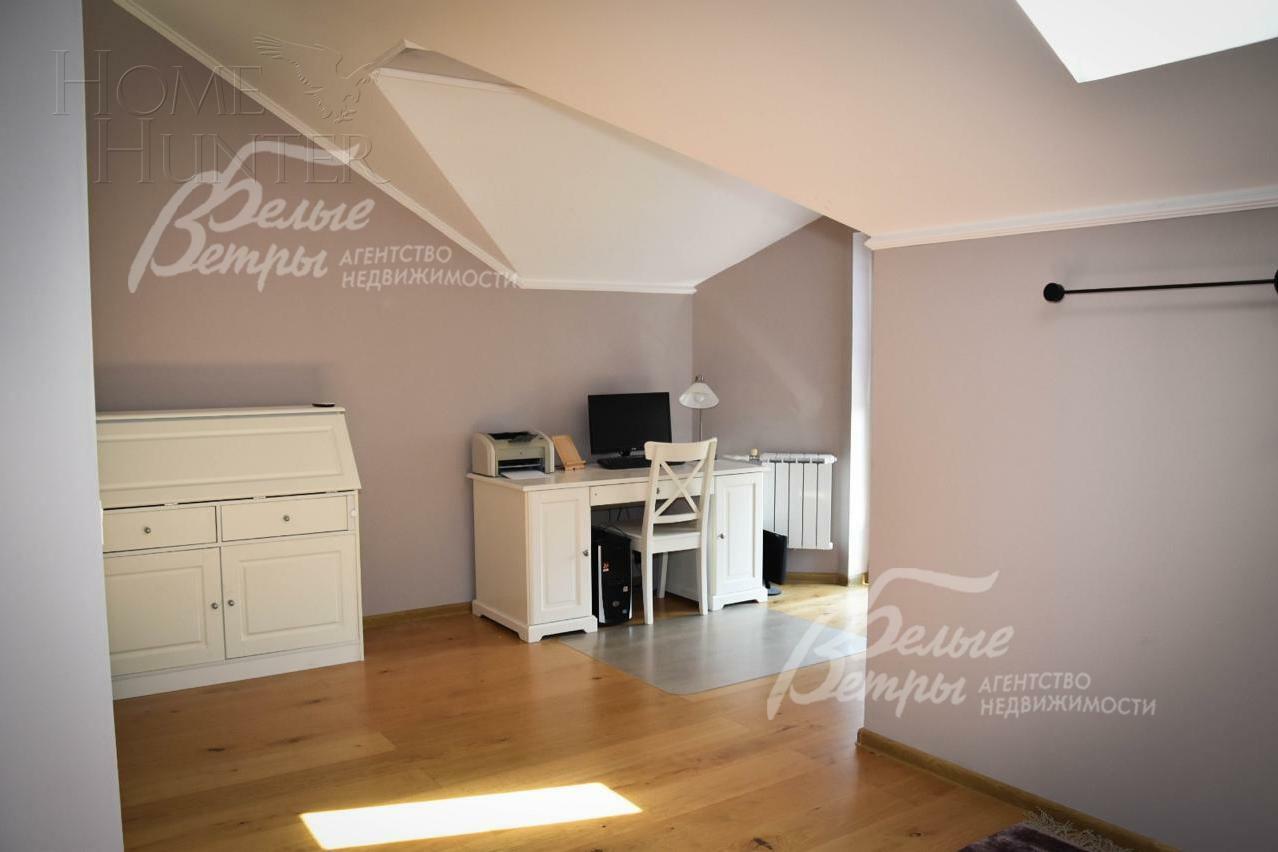 2-этажный таунхаус 235 м² с отделкой