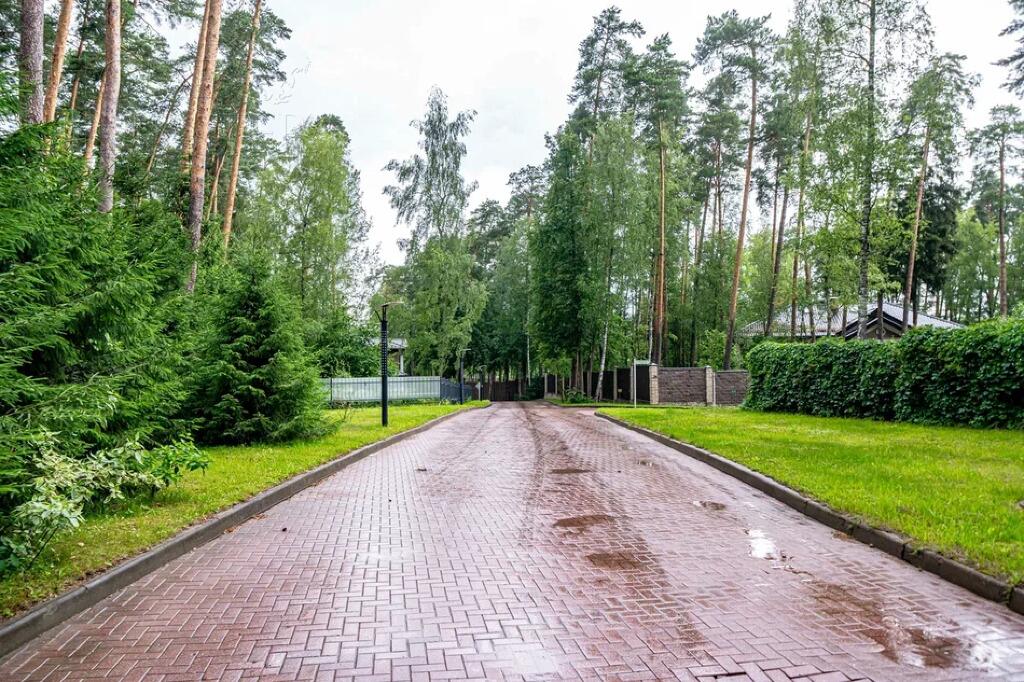 2-этажный коттедж 735.4 м² с отделкой