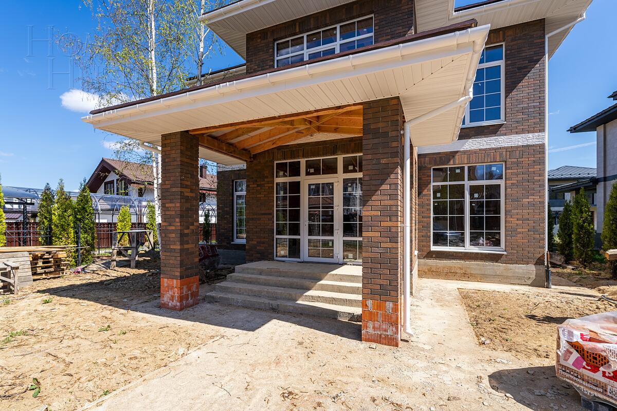 2-этажный коттедж 274 м² без отделки