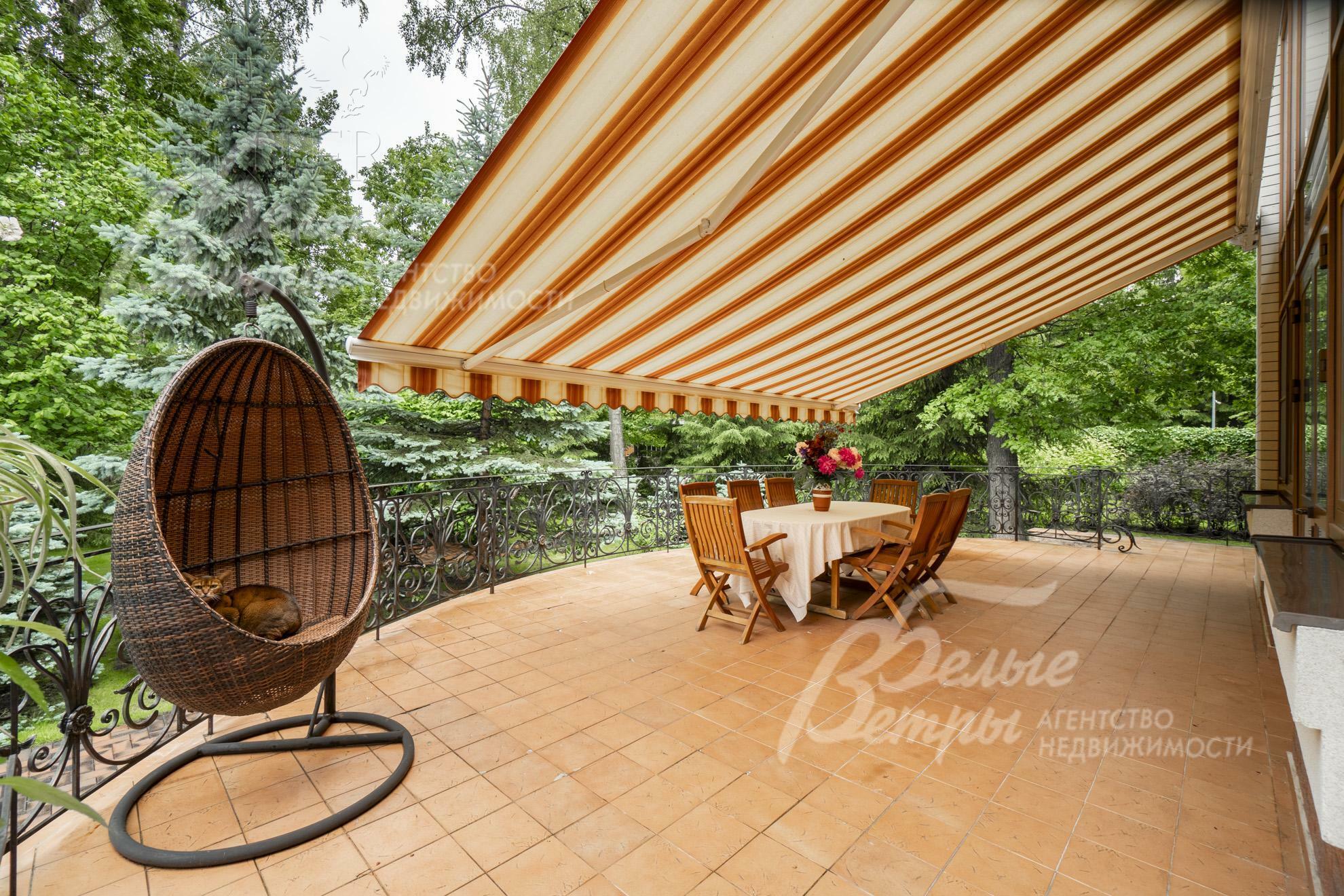 2-этажный коттедж 750 м² с отделкой