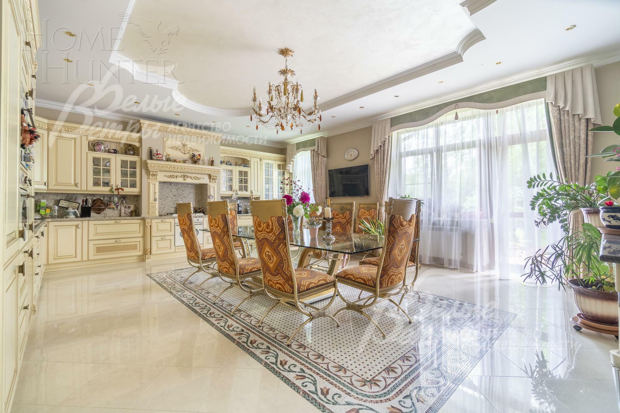 2-этажный коттедж 750 м² с отделкой