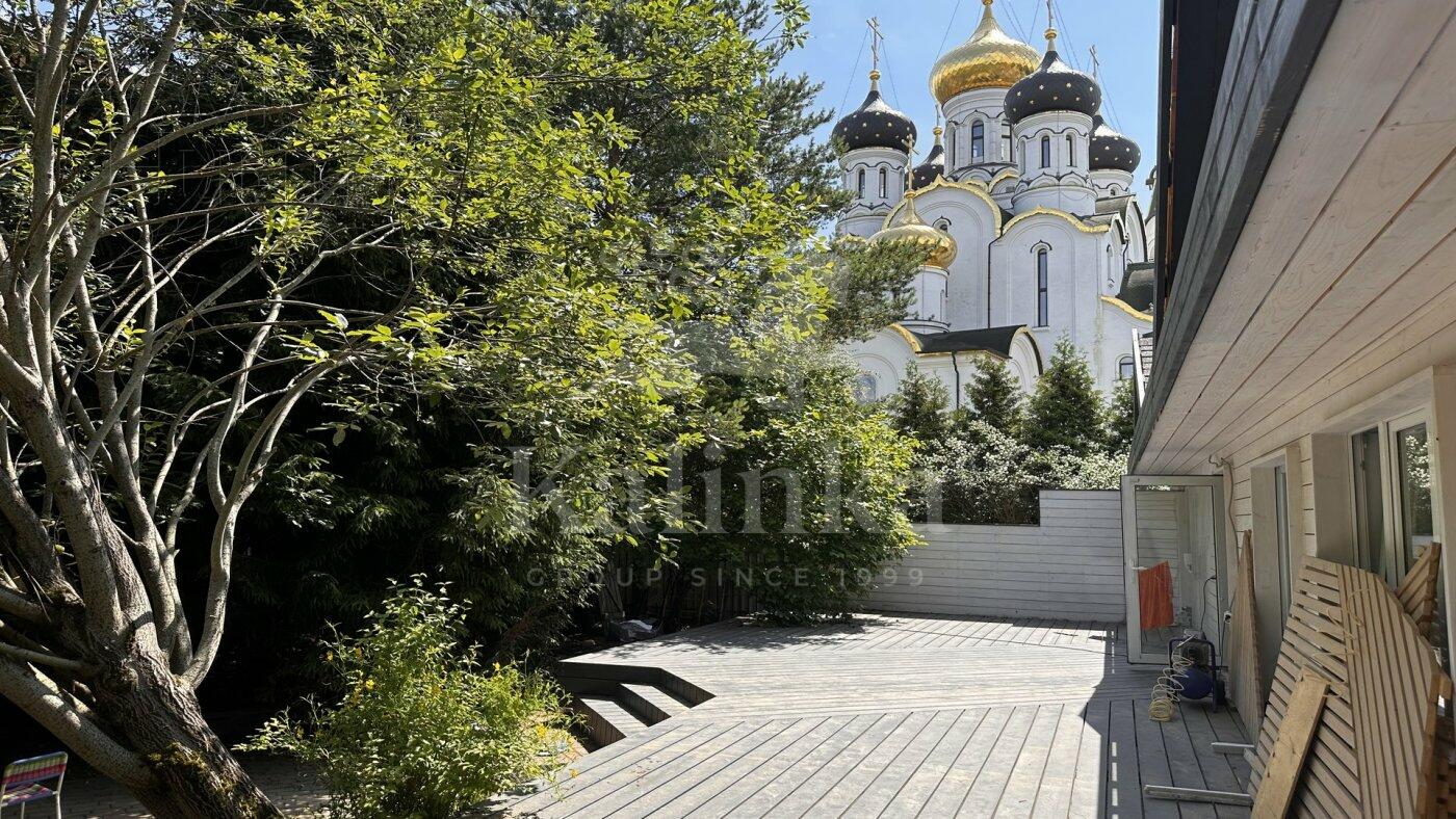 2-этажный коттедж 600 м² без отделки