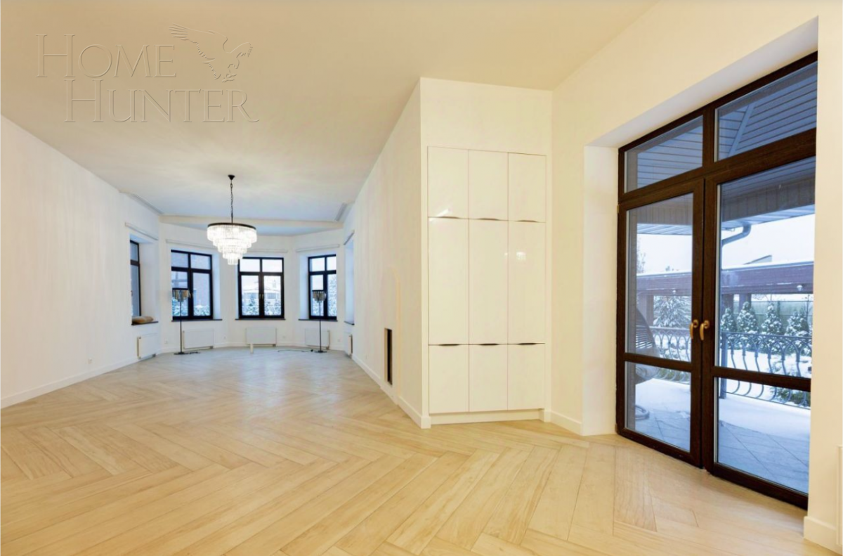 2-этажный коттедж 375 м² с отделкой