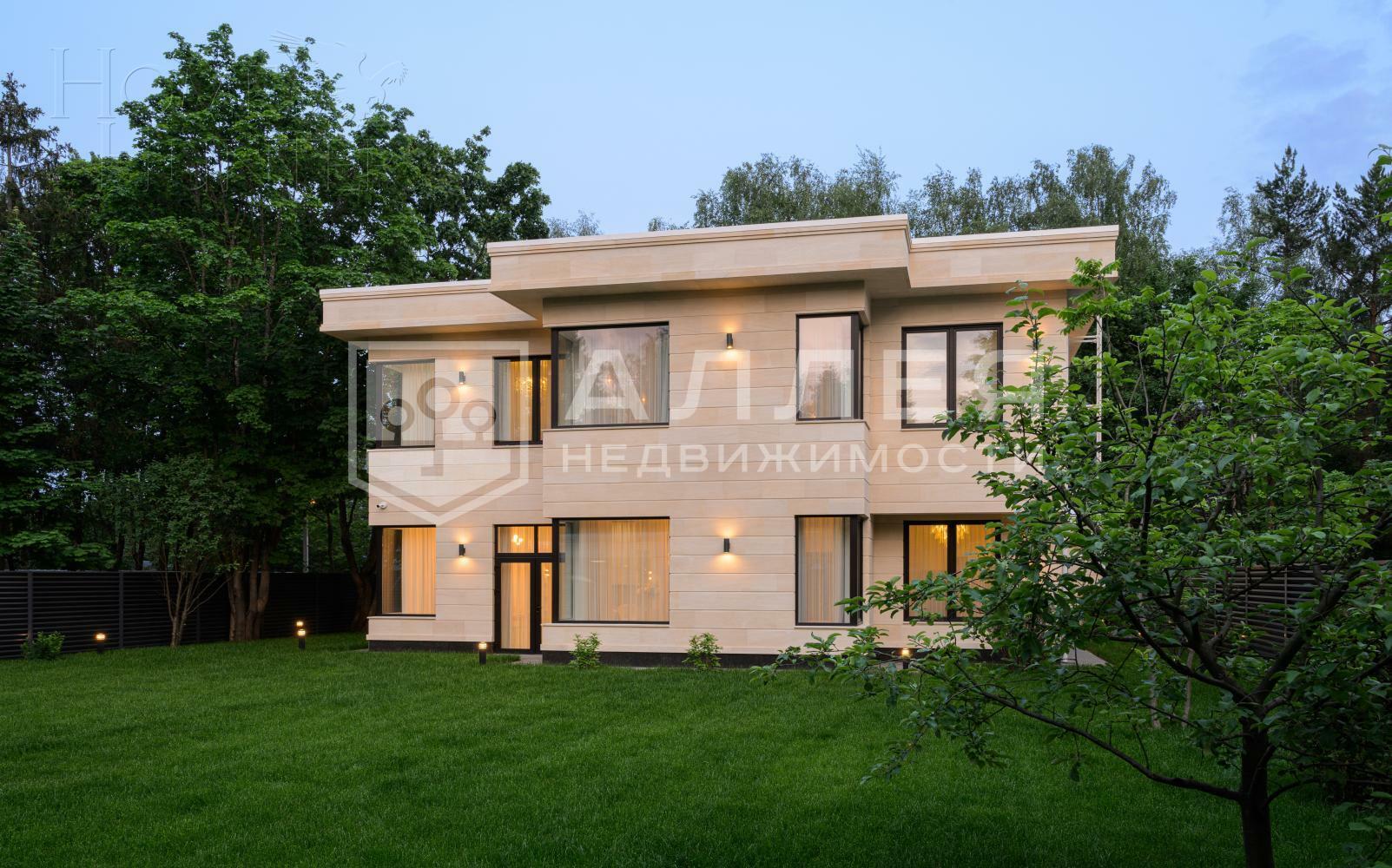 2-этажный коттедж 350 м² с отделкой