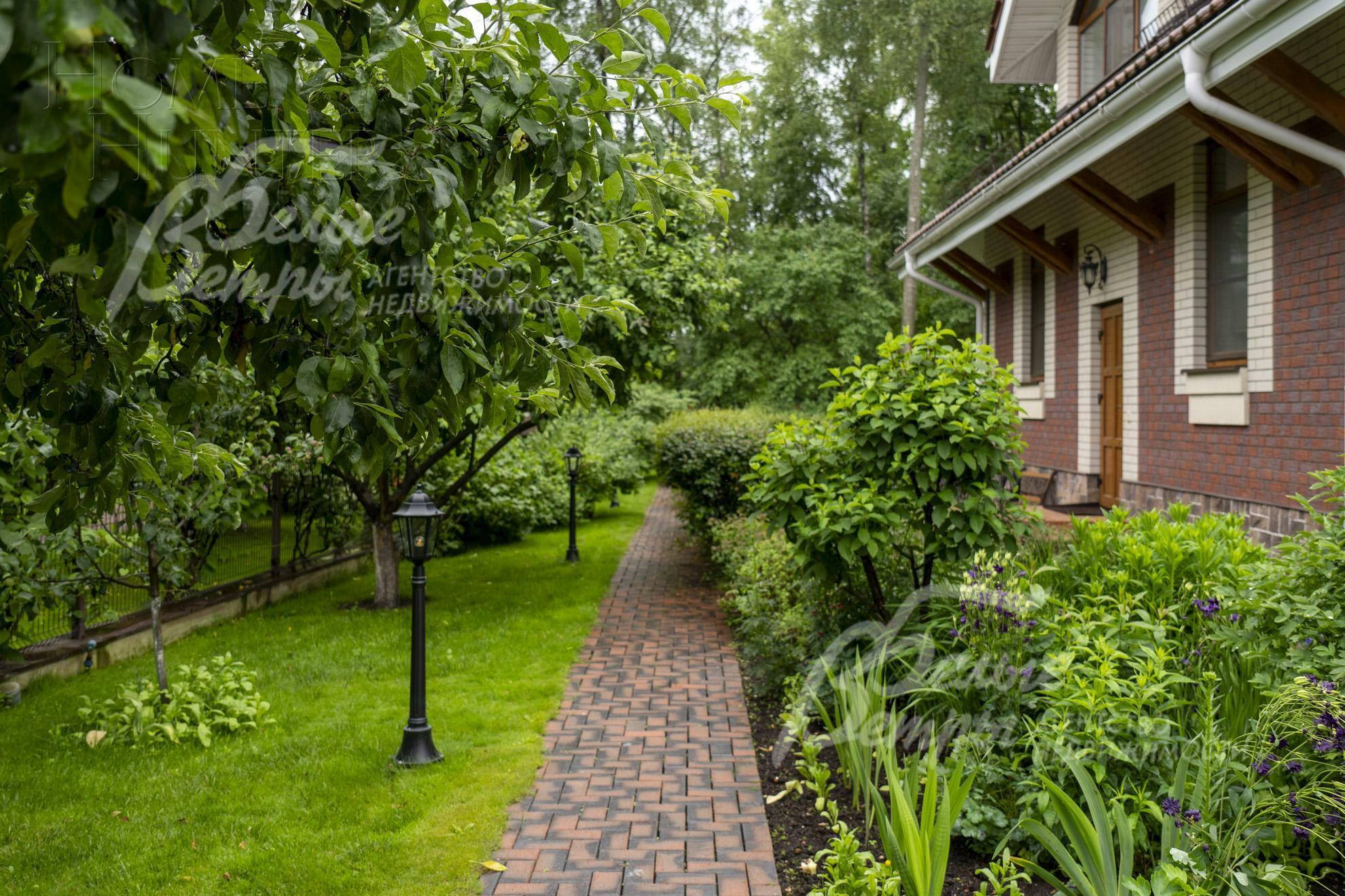 2-этажный коттедж 750 м² с отделкой