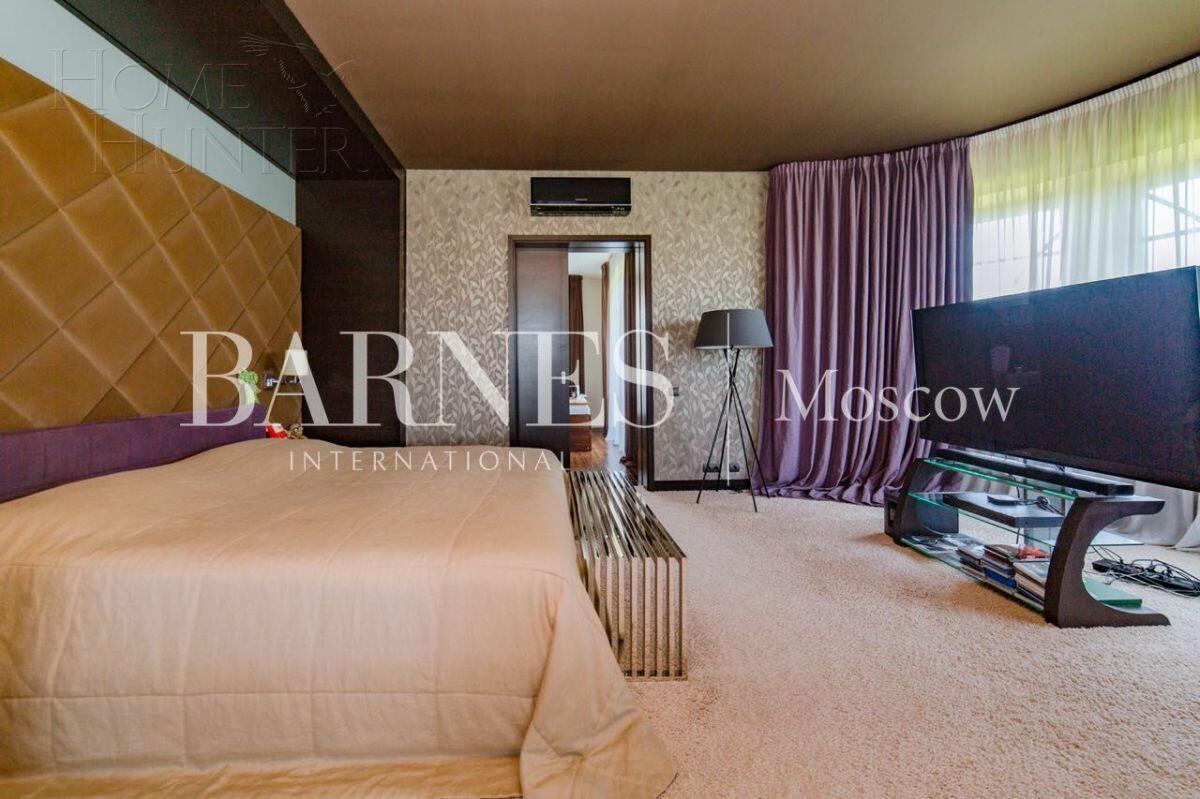 2-этажный коттедж 700 м² с отделкой