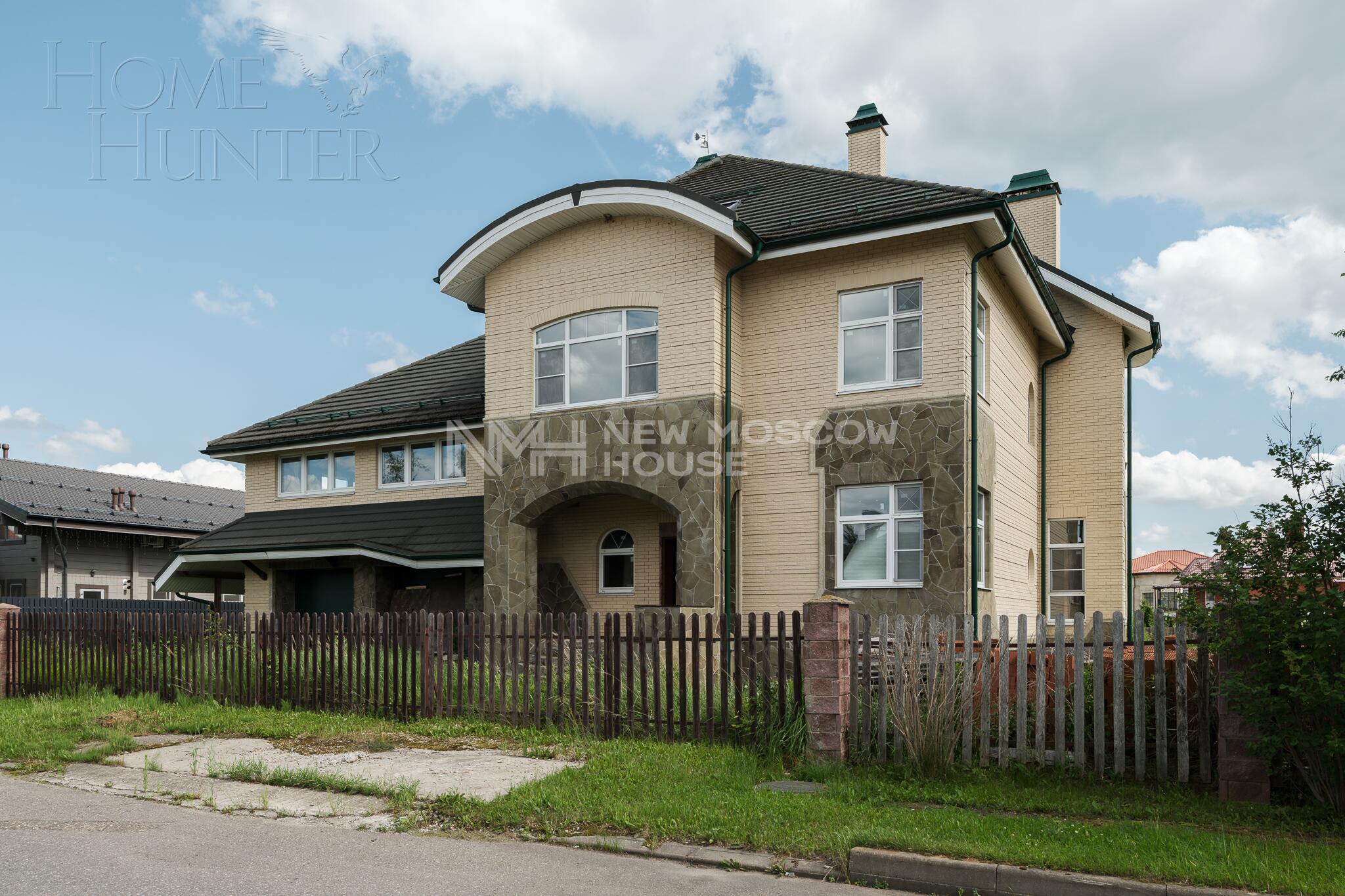 3-этажный коттедж 1 124 м² без отделки