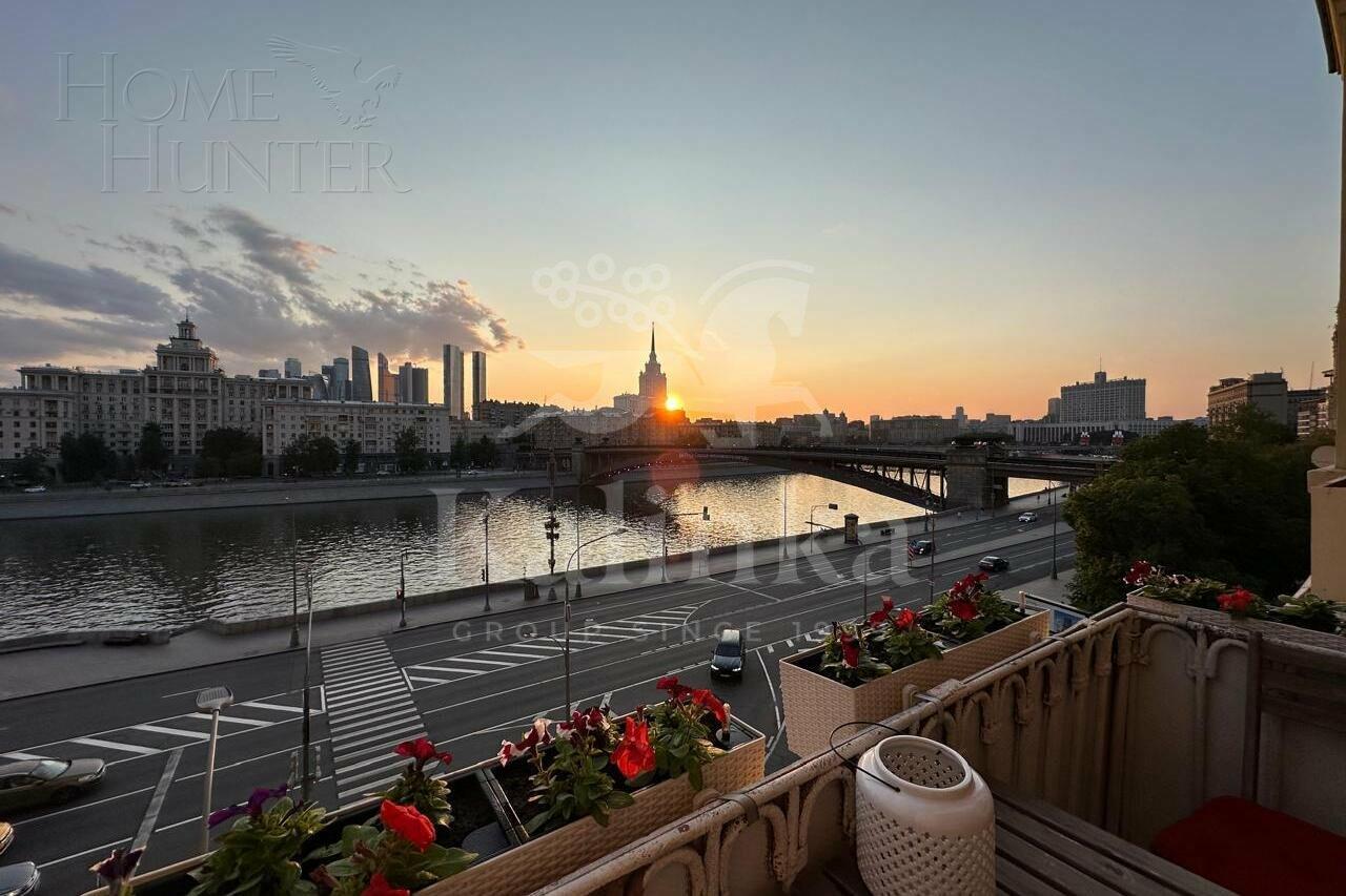 4-КОМН. КВАРТИРА С ОТДЕЛКОЙ 115 М² НА 4 ЭТАЖЕ