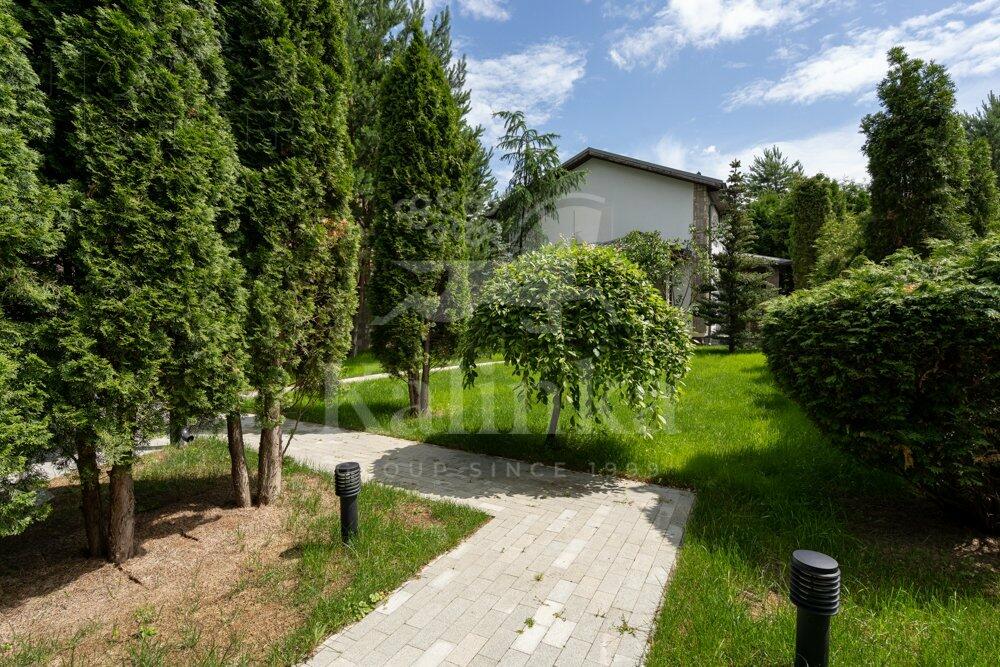 2-этажный коттедж 180 м² с отделкой