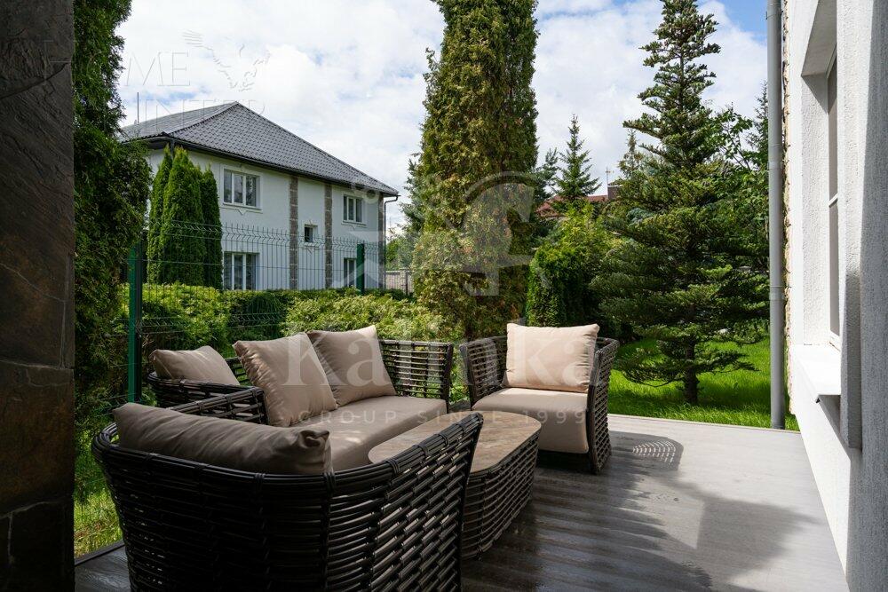 2-этажный коттедж 180 м² с отделкой