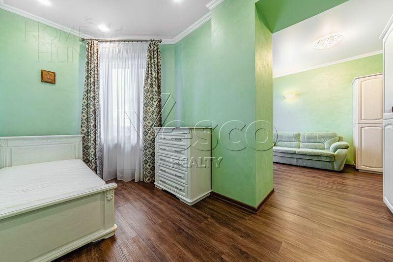 2-этажный таунхаус 300 м² с отделкой