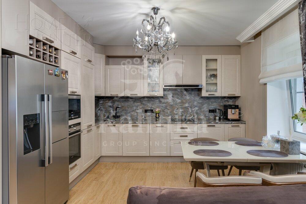 2-этажный коттедж 180 м² с отделкой