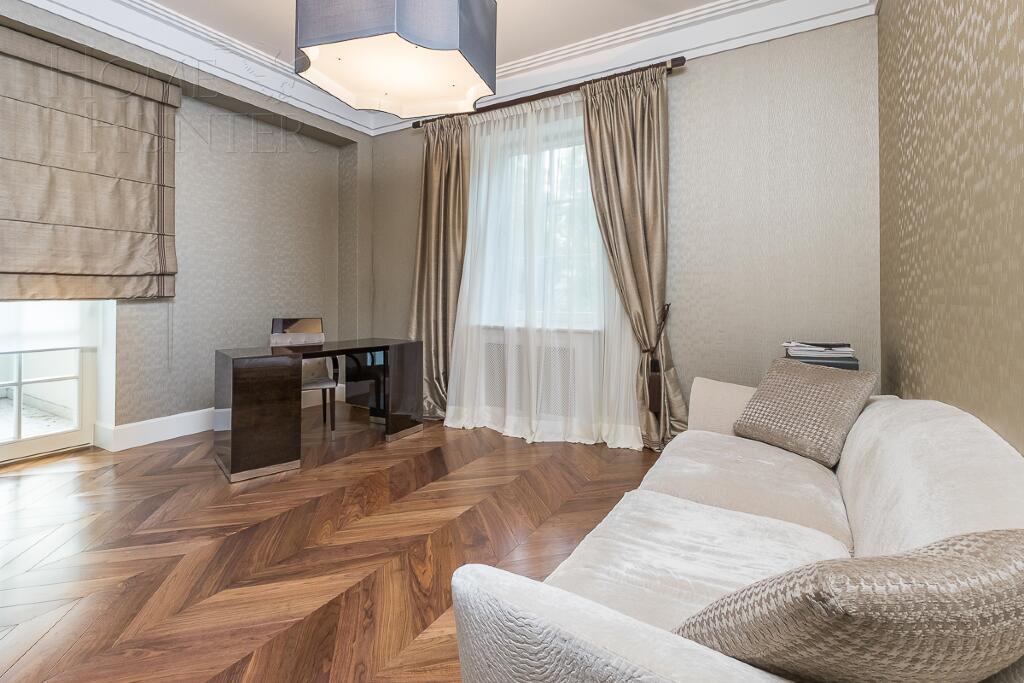 2-этажный коттедж 1 015 м² с отделкой