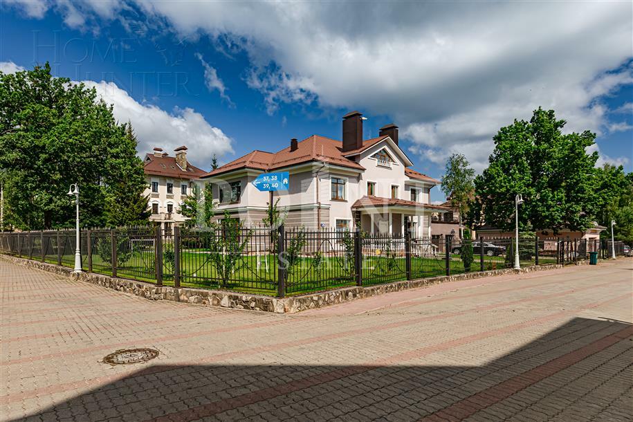 2-этажный коттедж 650 м² с отделкой