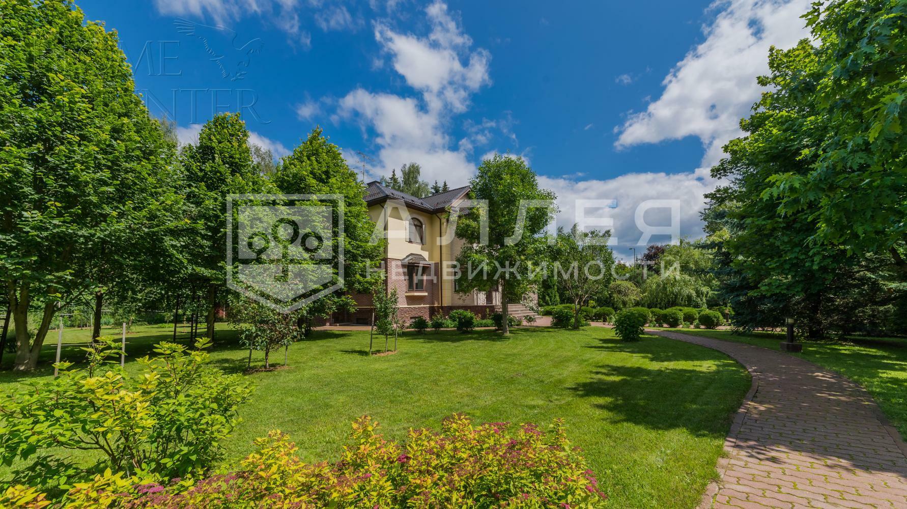 2-этажный коттедж 470 м² с отделкой